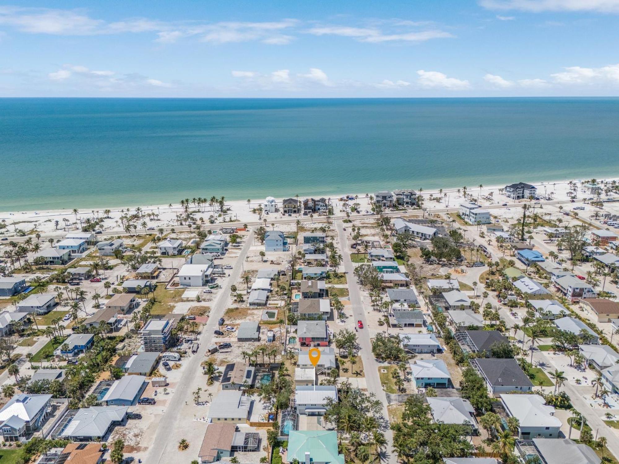 140 Barefoot Bungalow: 4Br/2Ba W/ Heated Pool! Fort Myers Beach Exterior foto